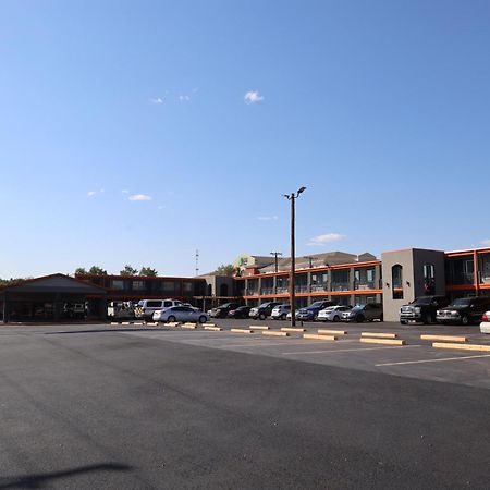 Town Place Studio Apartment Snyder Luaran gambar