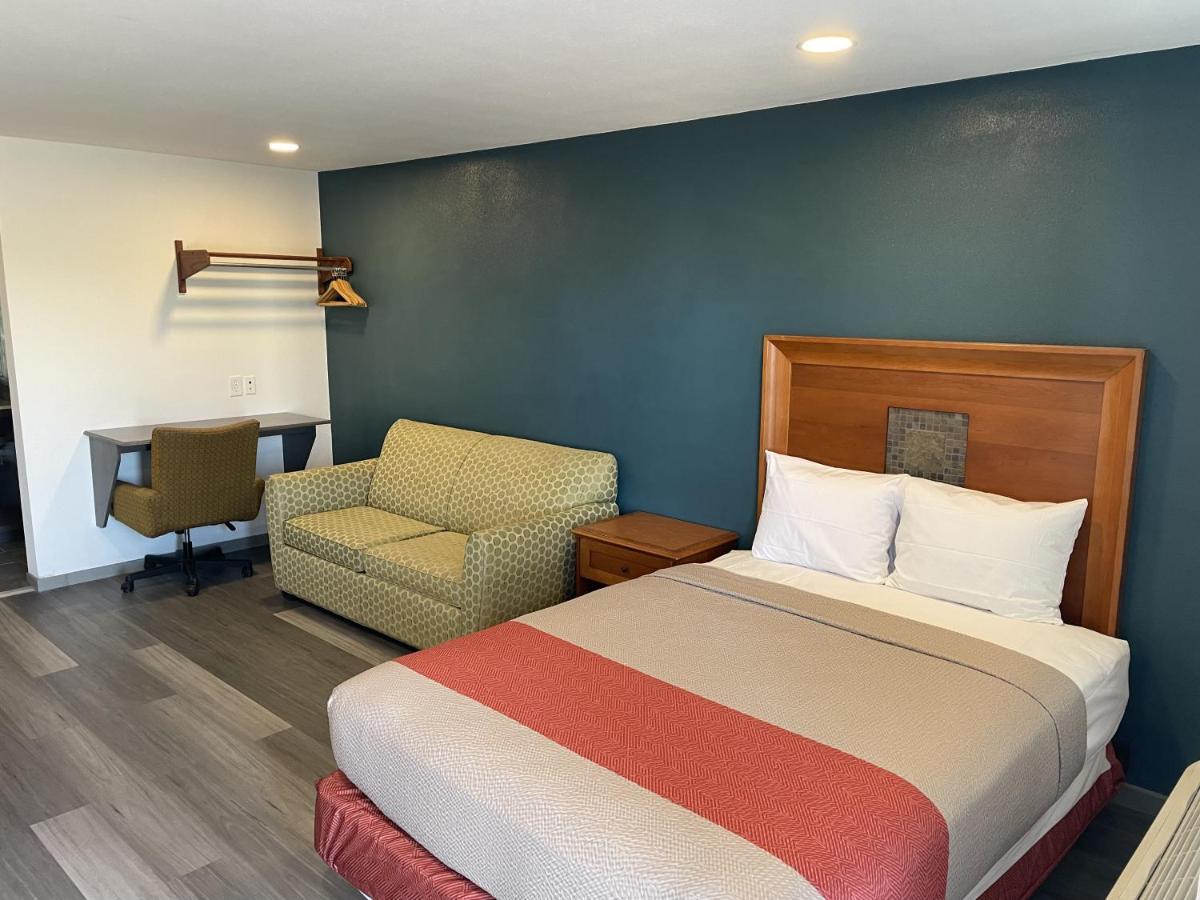 Town Place Studio Apartment Snyder Luaran gambar