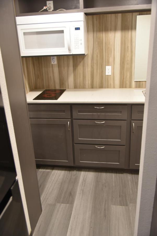 Town Place Studio Apartment Snyder Luaran gambar