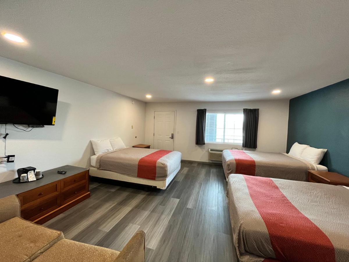 Town Place Studio Apartment Snyder Luaran gambar